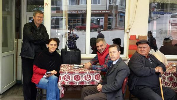OncelERKAN's tweet photo. Keles,,deyiz hava çok soğuk:)) http://t.co/ln5KtHMqvG