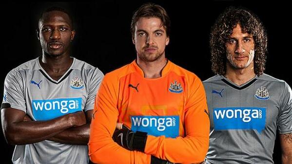 NewcastleFr's tweet photo. Le maillot away de Newcastle pour 2014/2015 via @AuPremierPoteau http://t.co/Z2sBfNiYF5 @PLeagueFrance http://t.co/HMUsnPZSLZ