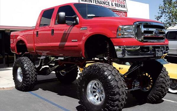 LiftedVehicles's tweet image. One pretty good looking truck!!