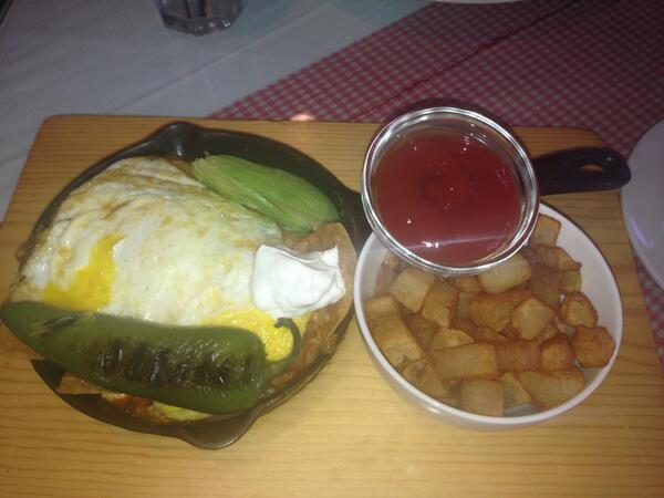 Jenny Munoz tweet media