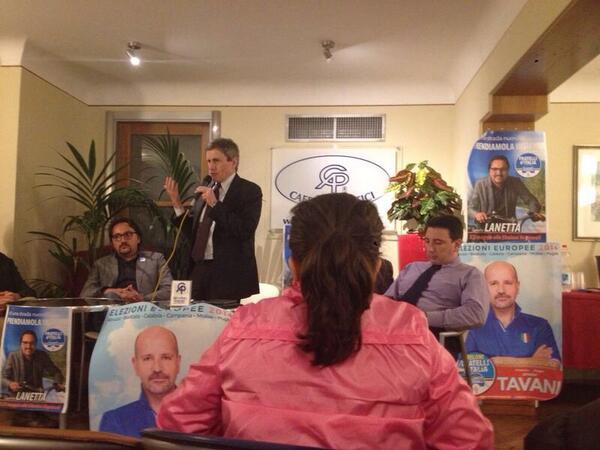 marcoparingeri's tweet photo. @Alemannotw a #Lanciano bellissimo intervento su rilancio e sviluppo della regione. #FdiAn http://t.co/9z5xhMj98W