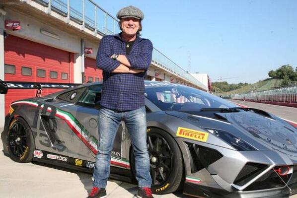 SunmotorsUK's tweet image. Petrolhead &amp;amp; AC/DC frontman @BrianJohnson has a new motoring show. Here's some of his ace cars ow.ly/wmJKU