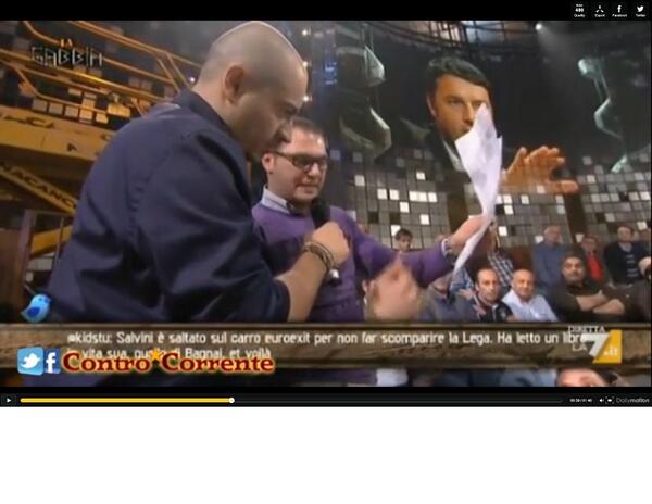FrancescoLamana's tweet photo. 80 euro di #Renzi sono un TRUCCO. 

C'è la prova ora.

Il VIDEO qui -> http://t.co/MDKa7TwJYT http://t.co/KB0Y2vsuQ3