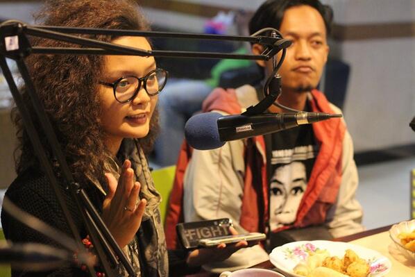 rasefmbandung's tweet image. rame banget nih ngobrolin #ModernHumanTraficking sama @FightBDG @tobing_grace @jeathtardi di #RCIkomunitas w/ @yapuy