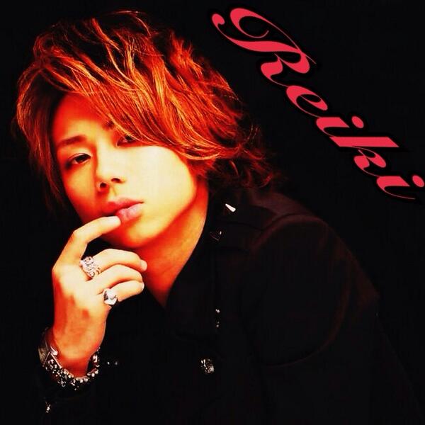 H_kitameee's tweet photo. *

新しい垢のアイコン

こいつ、俺☜ http://t.co/lyXNRyJLW9