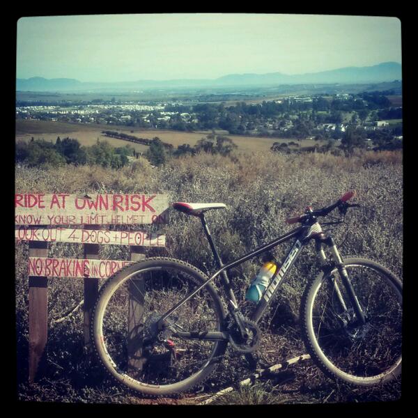 My office today! Nothing other than <a href="/32Gi/">32Gi®</a> in my bottle <a href="/team3px/">Team Tri-Plex Sport</a>