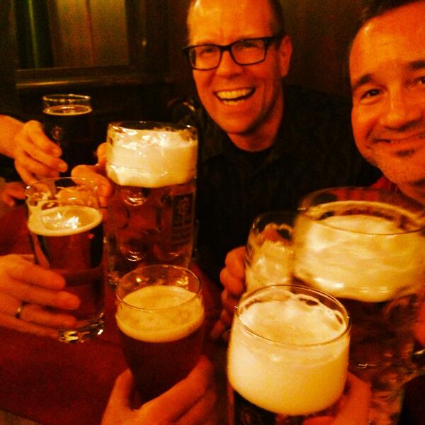 #lastnight #beer at #augustinerbräu w/ <a href="/violinpassion/">Benedikt</a> and #friends! #munich #germany #tourlife #yanni #funtimes #love
