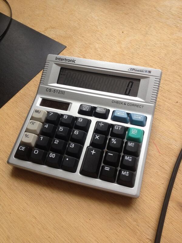 andreasamsler's tweet image. Das sei der &quot;Offerten-Rechner&quot;, sagt sie. Word! #checkandcorrect