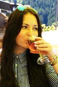 yeLangha's tweet photo. #bruiden Полным бывает только унитаз, а человек бывает жирным. http://t.co/4HYm8Z8ng6