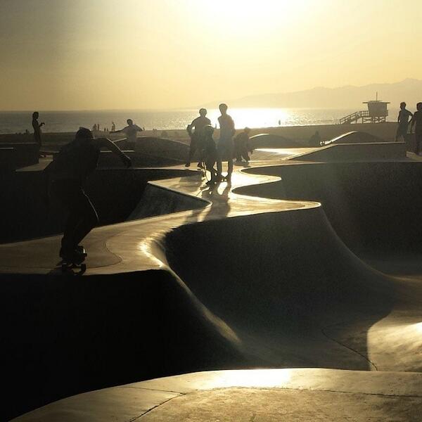 looksDecent2me's tweet image. #mydayinla on Instagram Venice skatepark #StudentsBrand #Learningisliving #IconicMemories #Dreamlikelifestyle #L...
