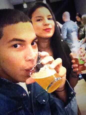 nathidoval_'s tweet photo. Que no pare la fiesta 🍻❤️ @jpZacheu http://t.co/mNzSn4z8IY