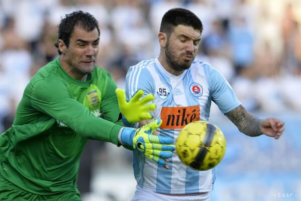 Darko Tofiloski challenges a Slovan player during final; photo: teraz.sk