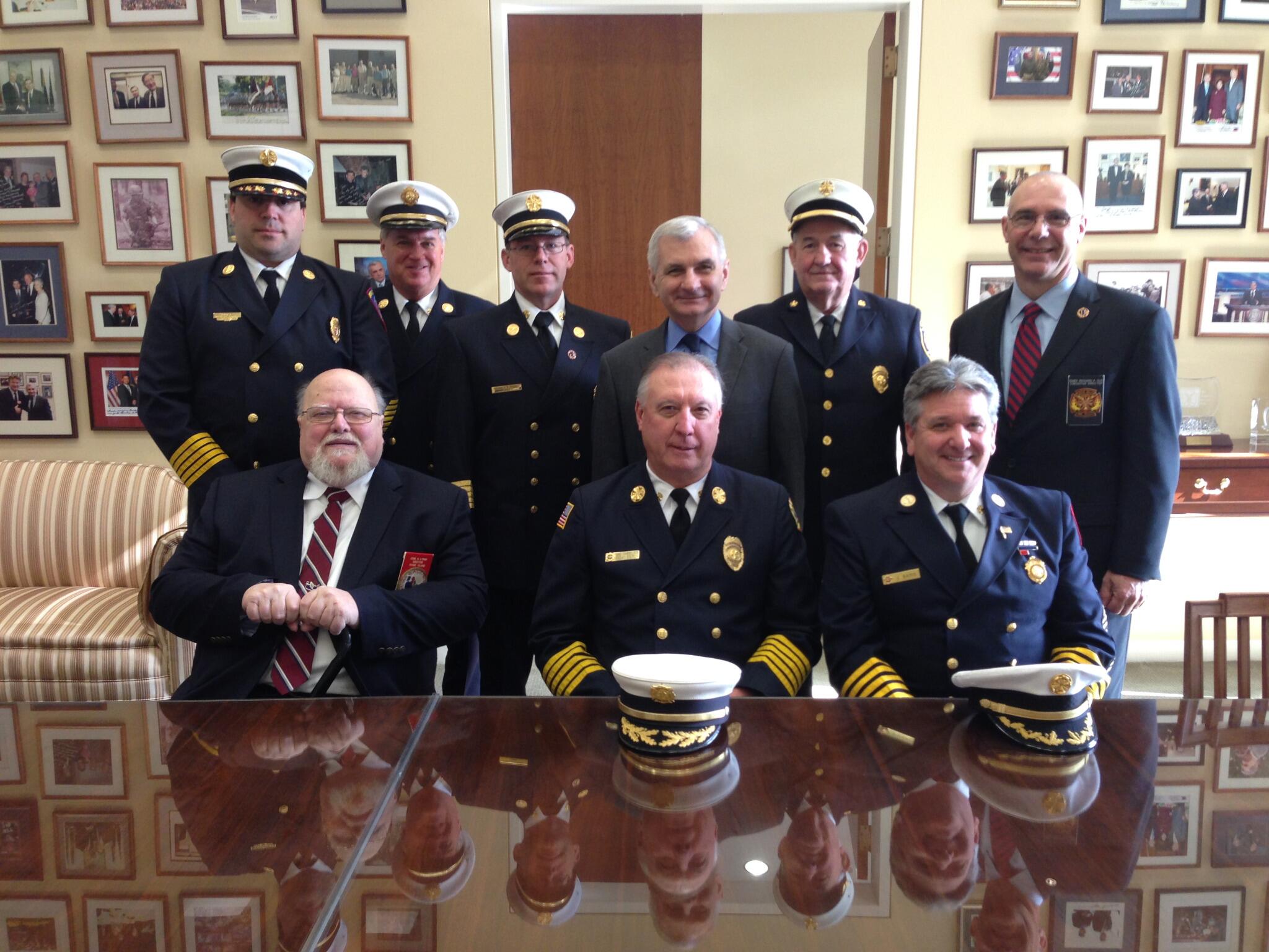 Ri Fire Chiefs - o9f9w0x