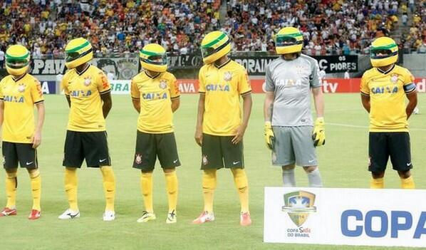 SENNA_GREATEST's tweet photo. A touch of class from Corinthians FC last night. Sportsmanship. #RememberSenna http://t.co/B8J64crfyX