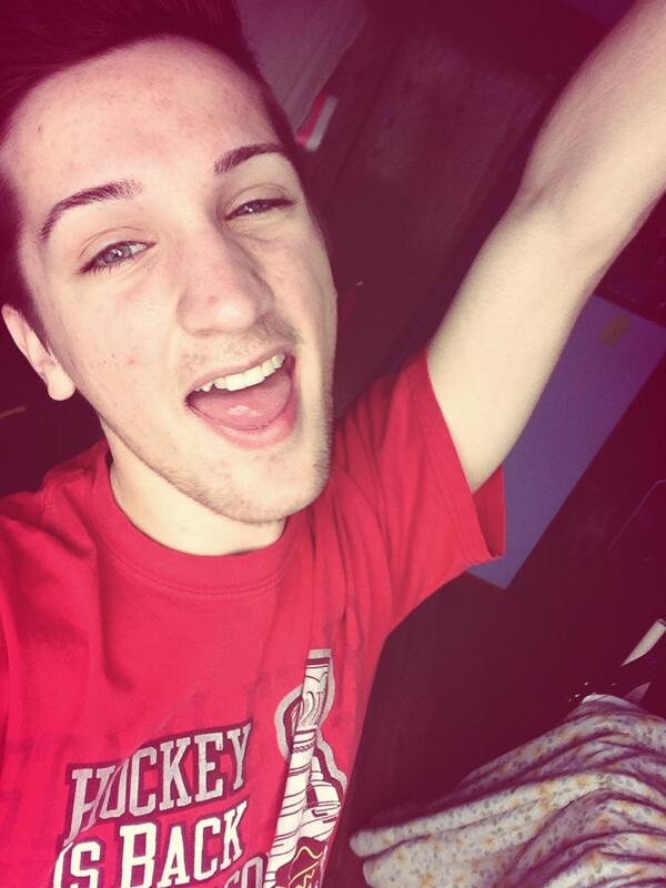 messyhomo's tweet image. "I let you go, let you back. I finally learned my lesson."😉😘😏💋  #BuyProblemOniTunes #WatchProblemLyricVideo