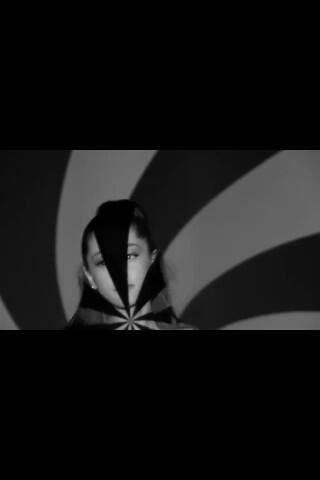 fallxut's tweet image. #WatchProblemLyricVideo BC LOOK