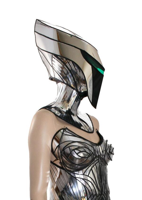 divampcouture's tweet photo. #divamp #divampcouture #alien #futuristic #space #fetish #burlesque #scifi #cosplay http://t.co/P67IHNXIrO