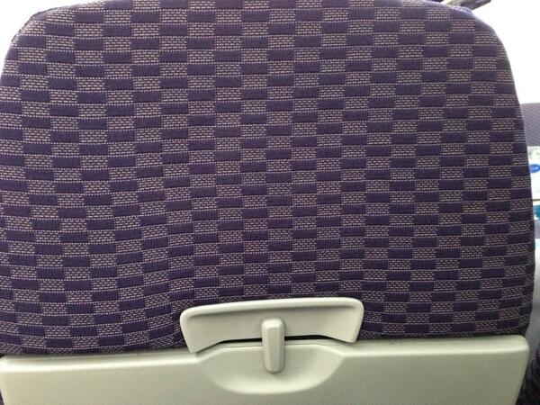 carternacke's tweet image. Bought DirecTV service from @united before boarding. #worsttvever