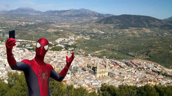 SpideyJaen's tweet photo. ¡Selfie! http://t.co/AaY3hvrbmR