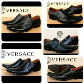 UnyilFootWear tweet media