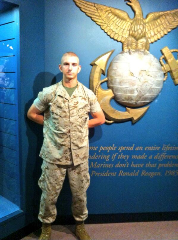 ali_jung7's tweet photo. Nothing beats this 
#Ooorahhh#USMC http://t.co/N1luqaNcP4