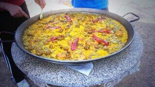 MariaOlasoF's tweet photo. Dia redó!!! Com la paella q ens hem menjat hui!!! #perarepetirpronte http://t.co/eeAXWnC74y