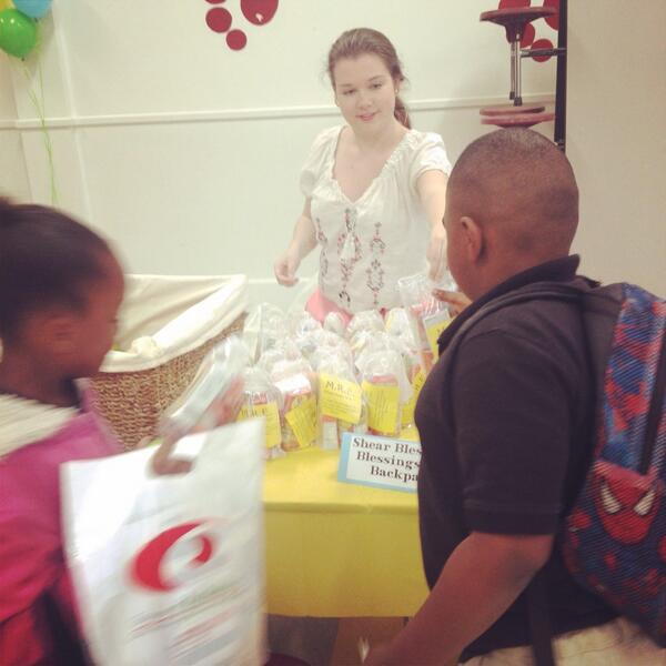 Blessings in a Backpack at Blackshear's 1st Health Fair!  <a href="/BlessinBackpack/">Blessings in a Backpack</a> <a href="/blackshearhisd/">Blackshear ES HISD</a>