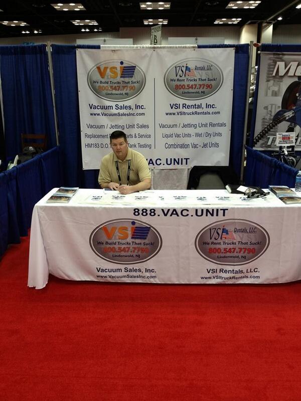 VacuumSalesInc's tweet photo. #tbt President @Jimmyreds1 at the #pumpershow in Indy doing his thing ! @PumperMag #presvac #vacall http://t.co/si6zRYwgb6