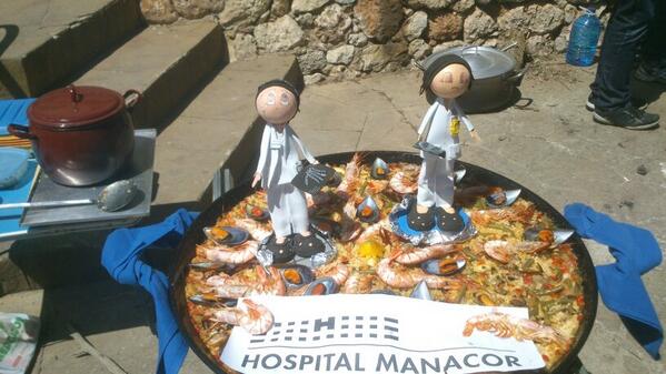MateosPepa's tweet photo. Hoy concurso de paellas...!!!! Ganamos el segundo premio...!!! http://t.co/CNUN0PagrX