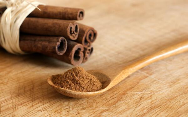 InTheKnow's tweet photo. The surprising health benefits of cinnamon: http://t.co/YoxjstnlD5 http://t.co/4qeKAttpI7