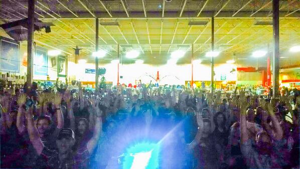 Robert Rhodes tweet media