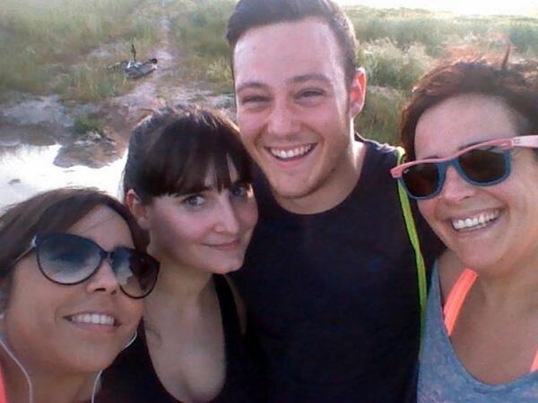 AlbaBuendiia's tweet photo. tardecita de plan low cost! XD de ruta a ver los flamencos ;) @vel_elena @cespedes_aranda @JosuVilla13 http://t.co/OrNOloWD87