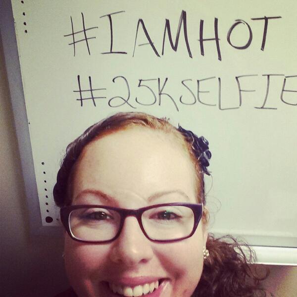 slekadir's tweet photo. Just in case you forgot! #IAMHOT #25KSELFIE http://t.co/qqvC1tvn1J