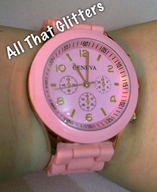 e_lon_r_mus_k's tweet photo. #wineoclock Pink jelly strap watch with gold coloured hardware. New In - http://t.co/7DVUrI9iTD £5 #womaninbiz http://t.co/uFW9zpWIvS