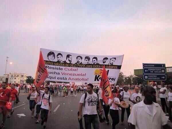 Ververder's tweet photo. Küba dan Anadolu ya selam var http://t.co/GvLlyPKES0