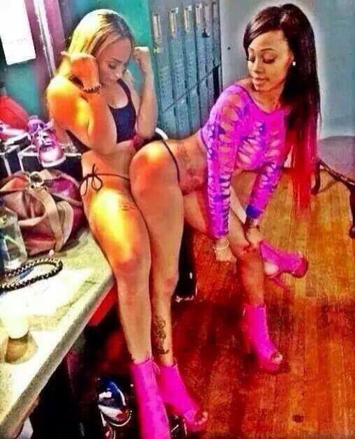 TibbyDgaf_'s tweet photo. This>>>👌😏😌☺️😝 http://t.co/xPR7dYaCnF