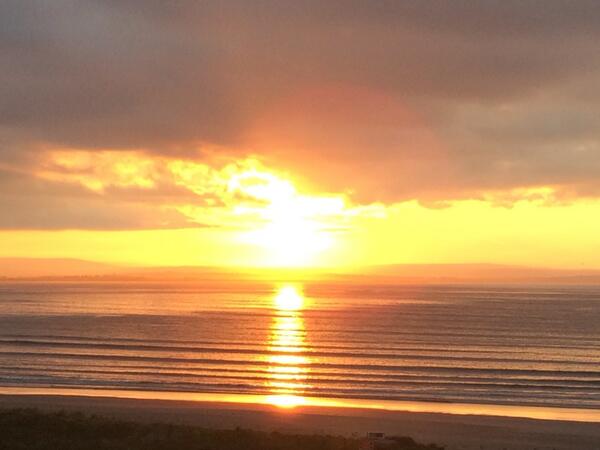 marktickle1's tweet photo. #enniscrone#Ireland! http://t.co/GAFmM6LP2b