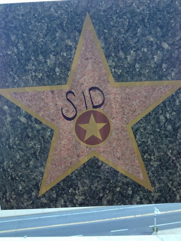psutkd's tweet photo. Our president Sid is famous. He's on the walk of fame. #RedCarpetAwards http://t.co/mAhROo3yn2