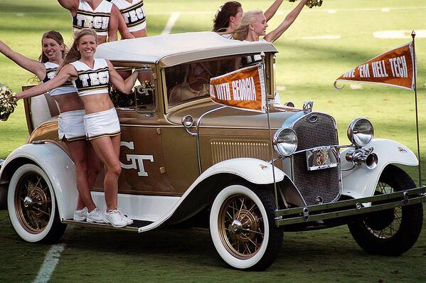 emma_engl1102's tweet photo. Did y'all know that the Ramblin' Wreck is a Ford Model A Sport Coupe from... you guessed it... 1930? #30sclass http://t.co/if5Gvr8F0c