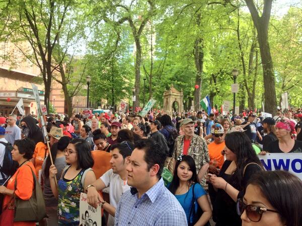 CameronWhitten's tweet photo. May Day 2014- Retweet your support of @15NowPdx & #ImmigrationNow in #PDX! @workconnectsOR @SEIULocal503 @CausaOregon http://t.co/B8kZ2UGvs4