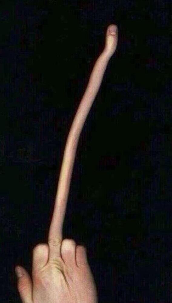 DaGoodThings's tweet image. walking around like.