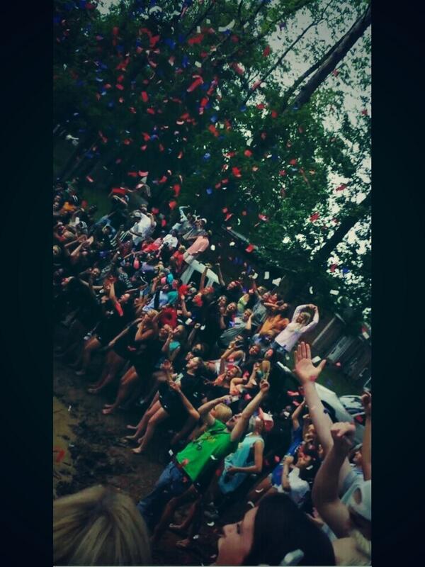 GPosquad's tweet image. Can we get a student section like this at the game tomorrow?