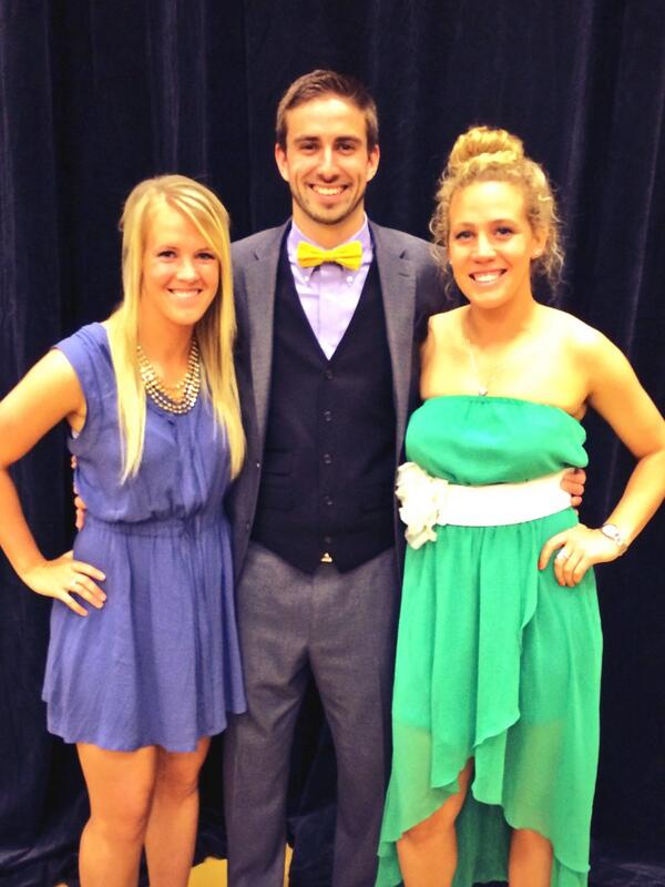TheTommyG326's tweet image. Rockin the bow tie at the #WESPYS with these to lovely ladies!!! @Katie20Condon #2hot