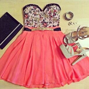 ModaDeChicas_'s tweet photo. Es demasiado hermoso http://t.co/pASEBHk0Pp