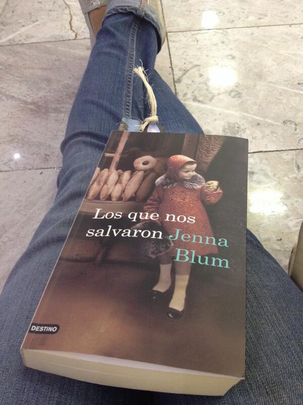EstelaMarin's tweet photo. Libro recomendado!! #waitingformyflight http://t.co/4agTRAzIwo