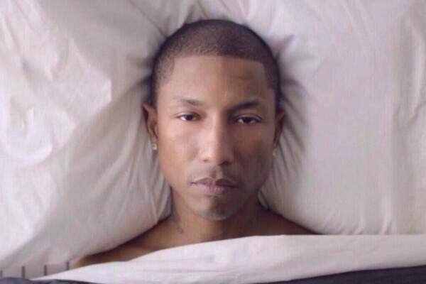 FunnyPicsDepot's tweet photo. When youre comfortable in bed and realize the light still on http://t.co/wGtWbKmswe