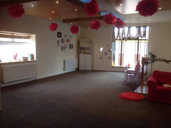 PartyParlour's tweet photo. What a beautiful sunny day for our first yoga class with Purple Haze Yoga! We have availability for more classes :0) http://t.co/4L9QENGd0J