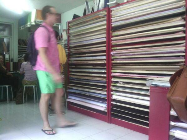 Memilih kertas dan kertas yang sering kita pakai Canson montval 300G/M2