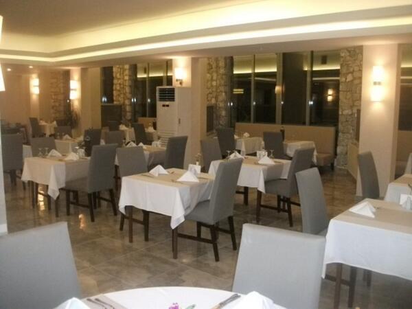 MartiLaPerla's tweet photo. Ebruli restoranımız yenilendi ! Our restaurant Ebruli is renovated ! #martihotelsandmarinas http://t.co/lA3sGcO0PD