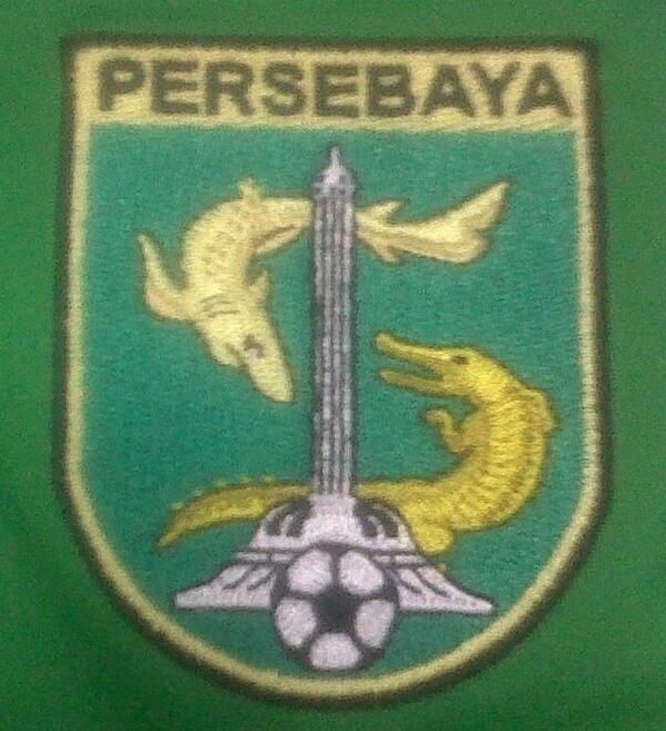 cakdim's tweet photo. 11. Warna Bajul/ Boyo lebih kuning dari Suro. Bisa diartikan ini usaha menguatkan simbol bahwa PERSEBAYA Bajul Ijo? http://t.co/arYzt65sS5